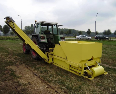 Trencher to provide Terrain with Drainage SMO Machinebouw (1)