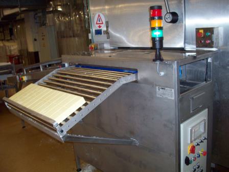 Ejection System For Chocolate Blocks SMO machinebouwer (1)