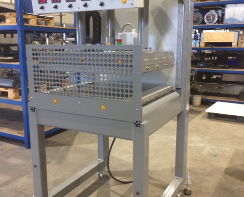 Heating oven for plastics SMO